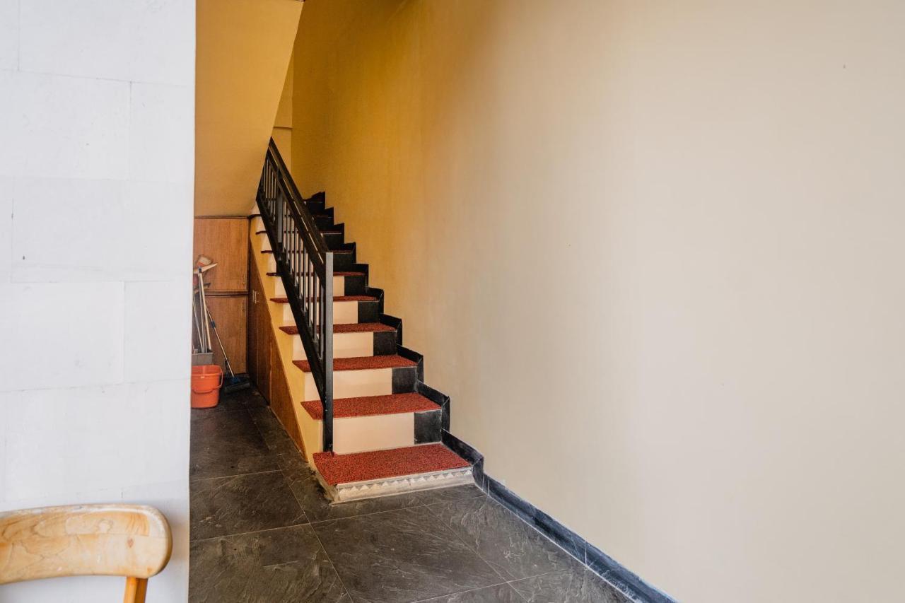 Guesthouse Cempaka Putih 塞米亚克 外观 照片