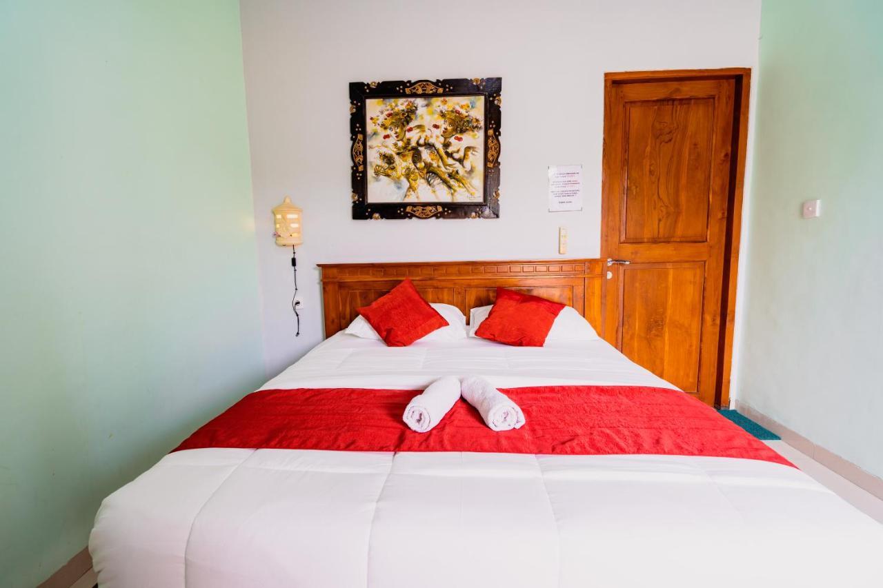 Guesthouse Cempaka Putih 塞米亚克 外观 照片