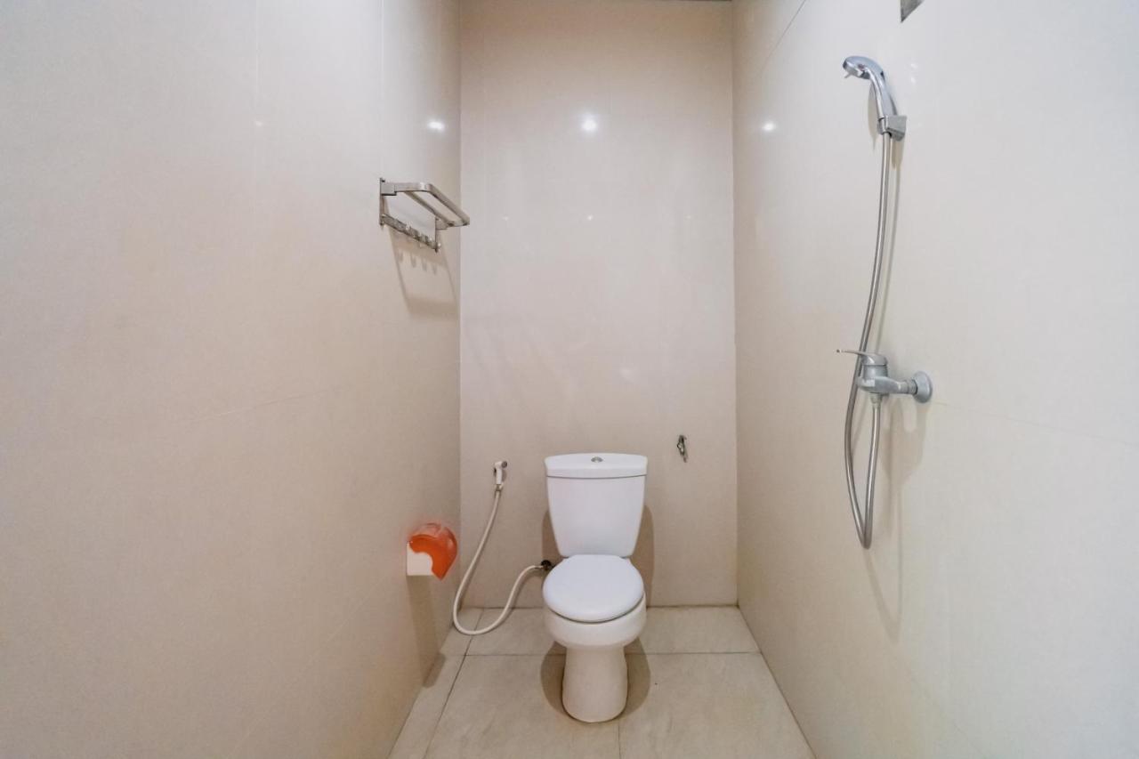 Guesthouse Cempaka Putih 塞米亚克 外观 照片