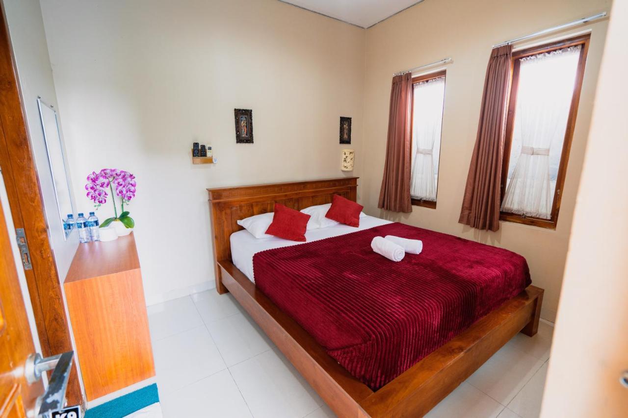 Guesthouse Cempaka Putih 塞米亚克 外观 照片