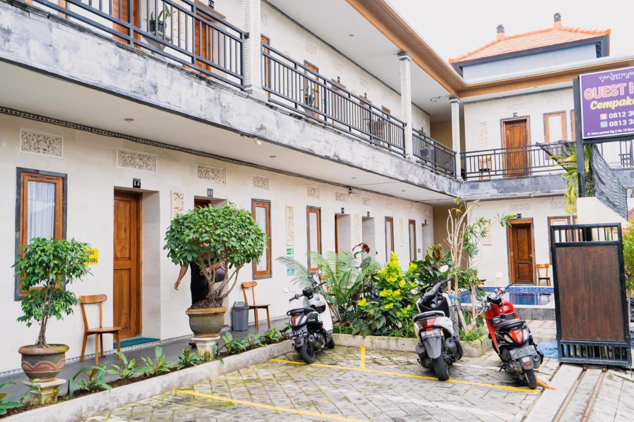 Guesthouse Cempaka Putih 塞米亚克 外观 照片