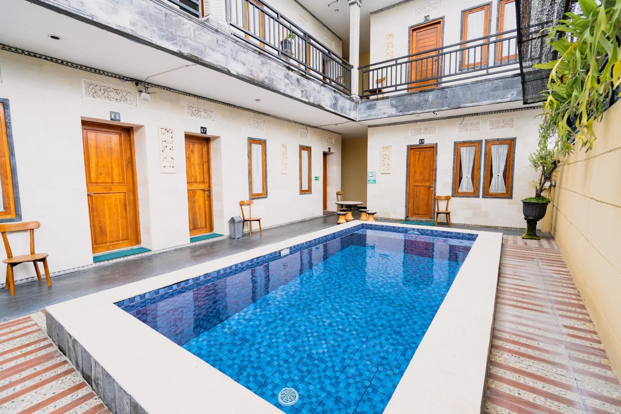 Guesthouse Cempaka Putih 塞米亚克 外观 照片